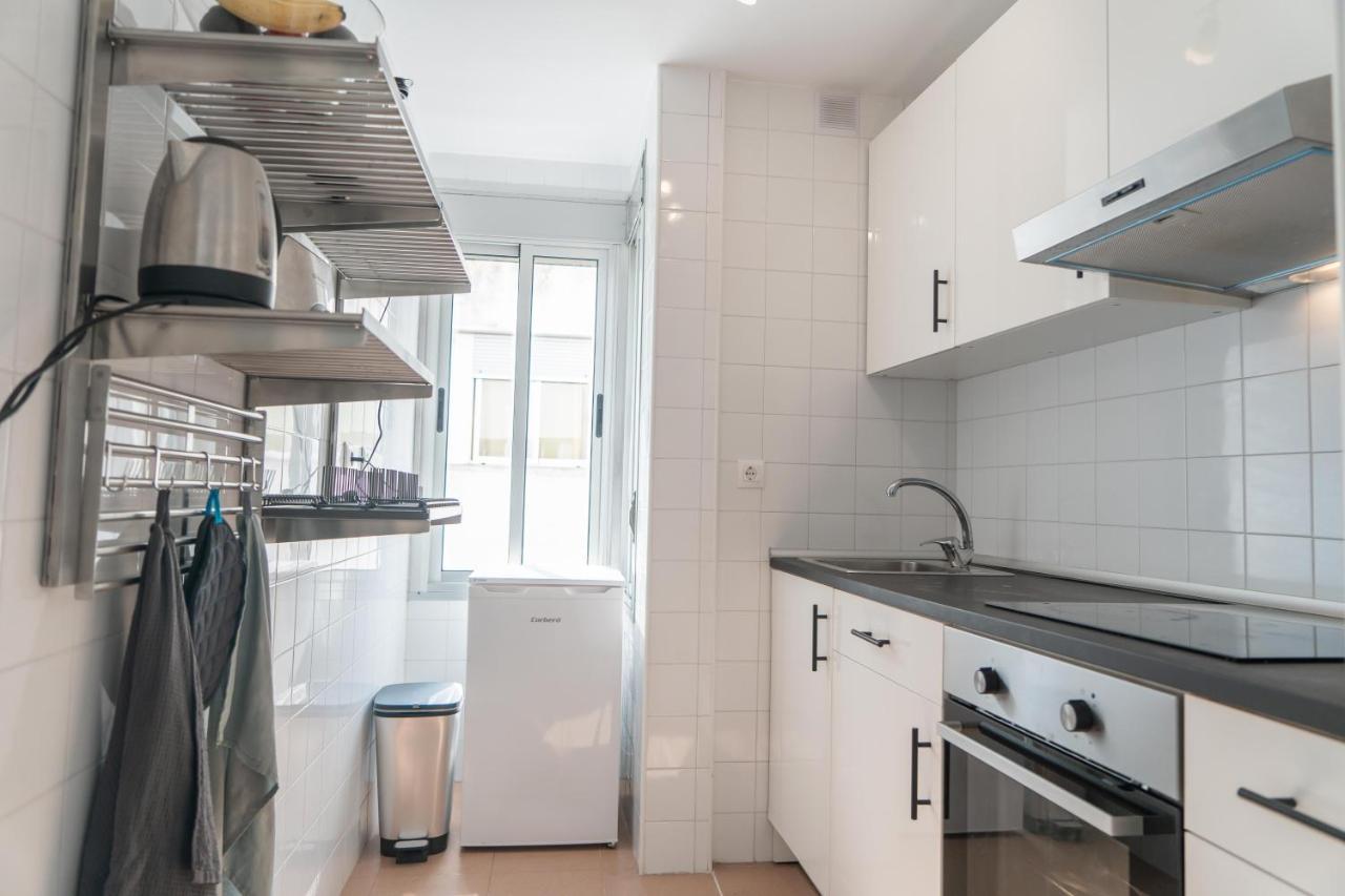 Central Penthouse With Large Private Terrace, 2 Bd Lägenhet Tarifa Exteriör bild